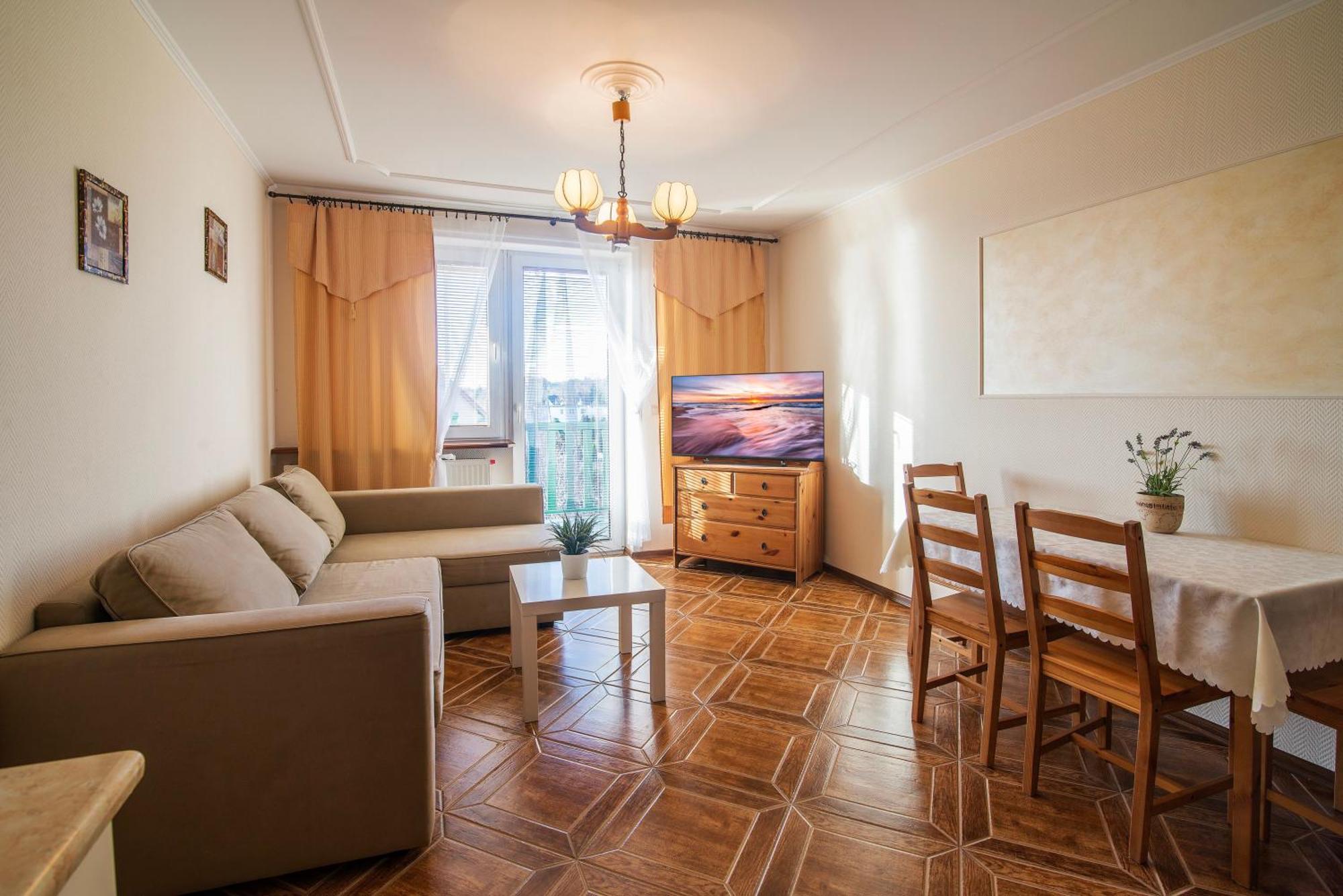 Pionow Rodzinne Apartamenty Urocza 10 Krynica Morska Εξωτερικό φωτογραφία