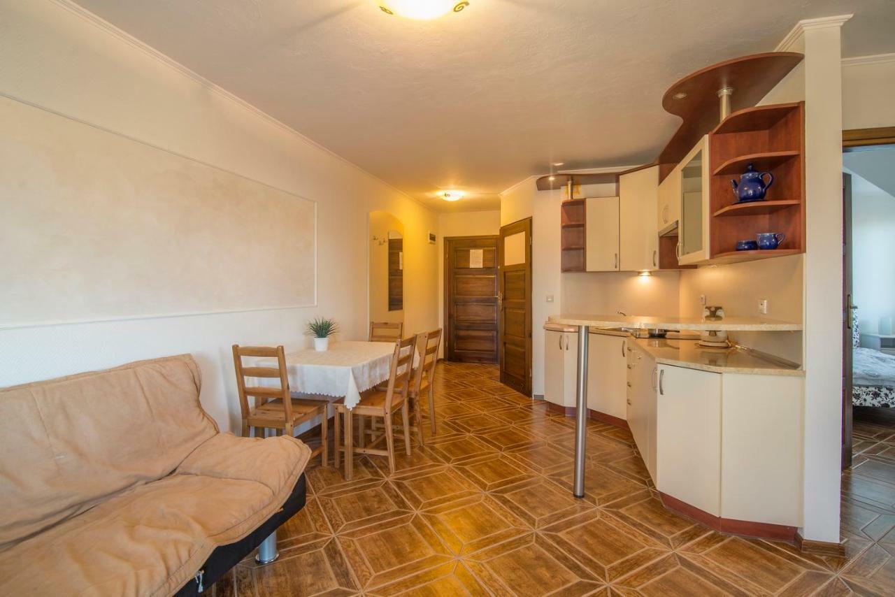 Pionow Rodzinne Apartamenty Urocza 10 Krynica Morska Εξωτερικό φωτογραφία